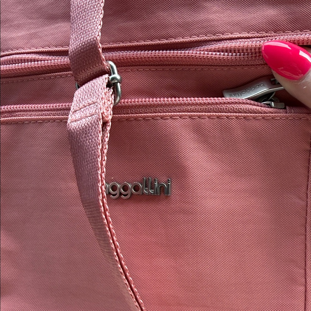 Baggallini Modern Pocket Crossbody - Terracotta; Like New - Picture 5 of 8